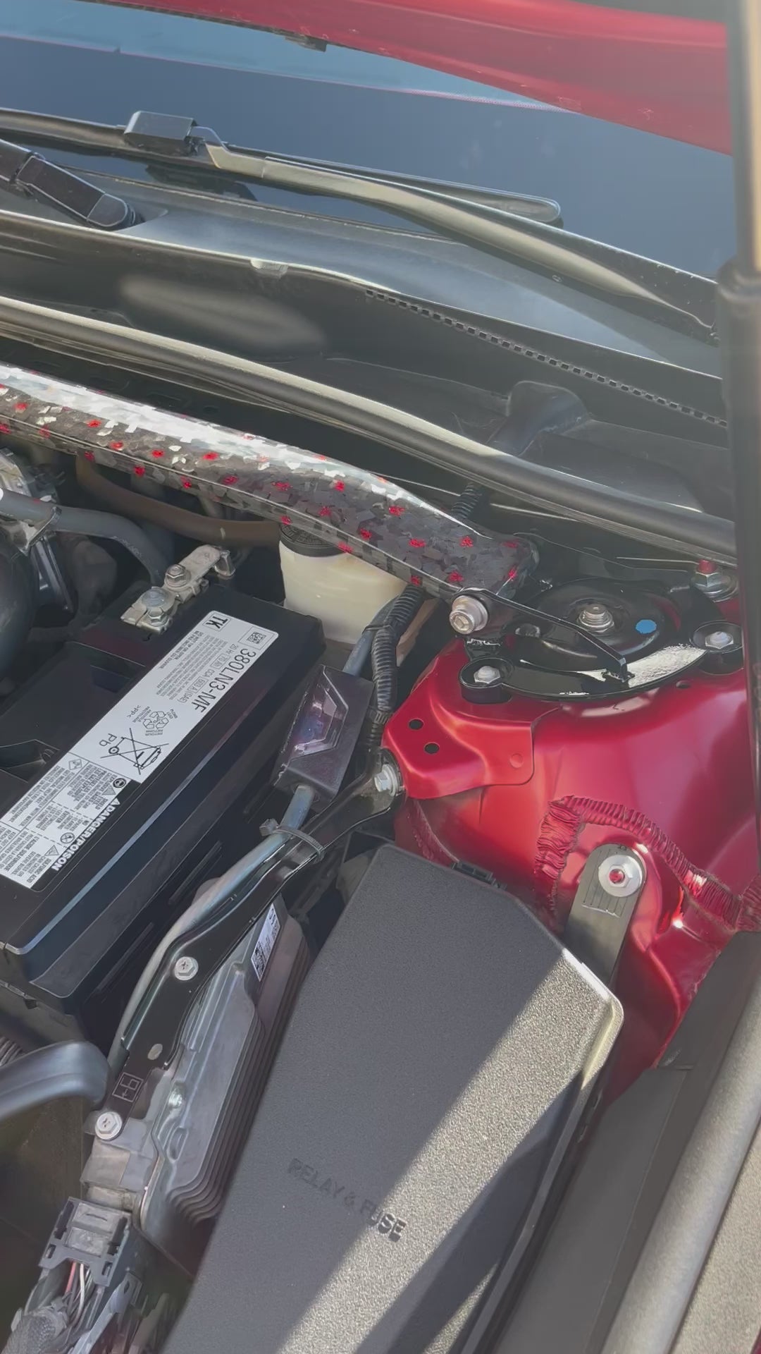 V6 Engine Cover Overlay Carbon Fiber 2018-2024 Toyota Camry & 2019+ Avalon V6 Compatible