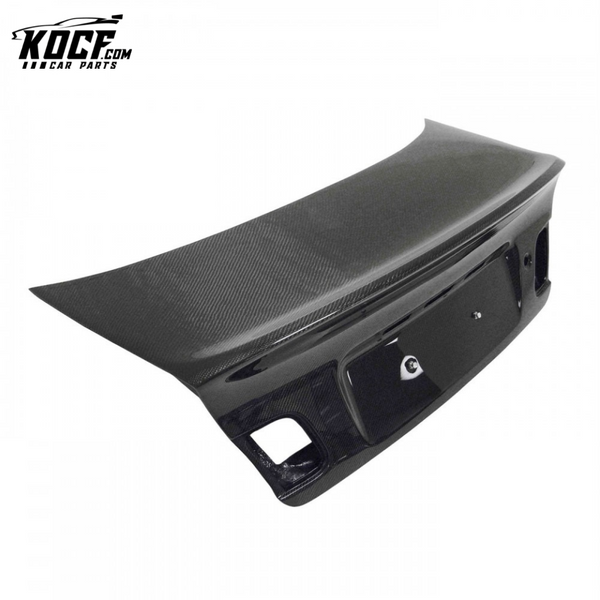 Seibon CSL-STYLE CARBON FIBER TRUNK LID FOR 1999-2005 BMW E46 3 SERIES SEDAN