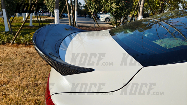 Duckbill Trunk Spoiler in Carbon Fiber for Toyota Camry 2018-2024 Compatible